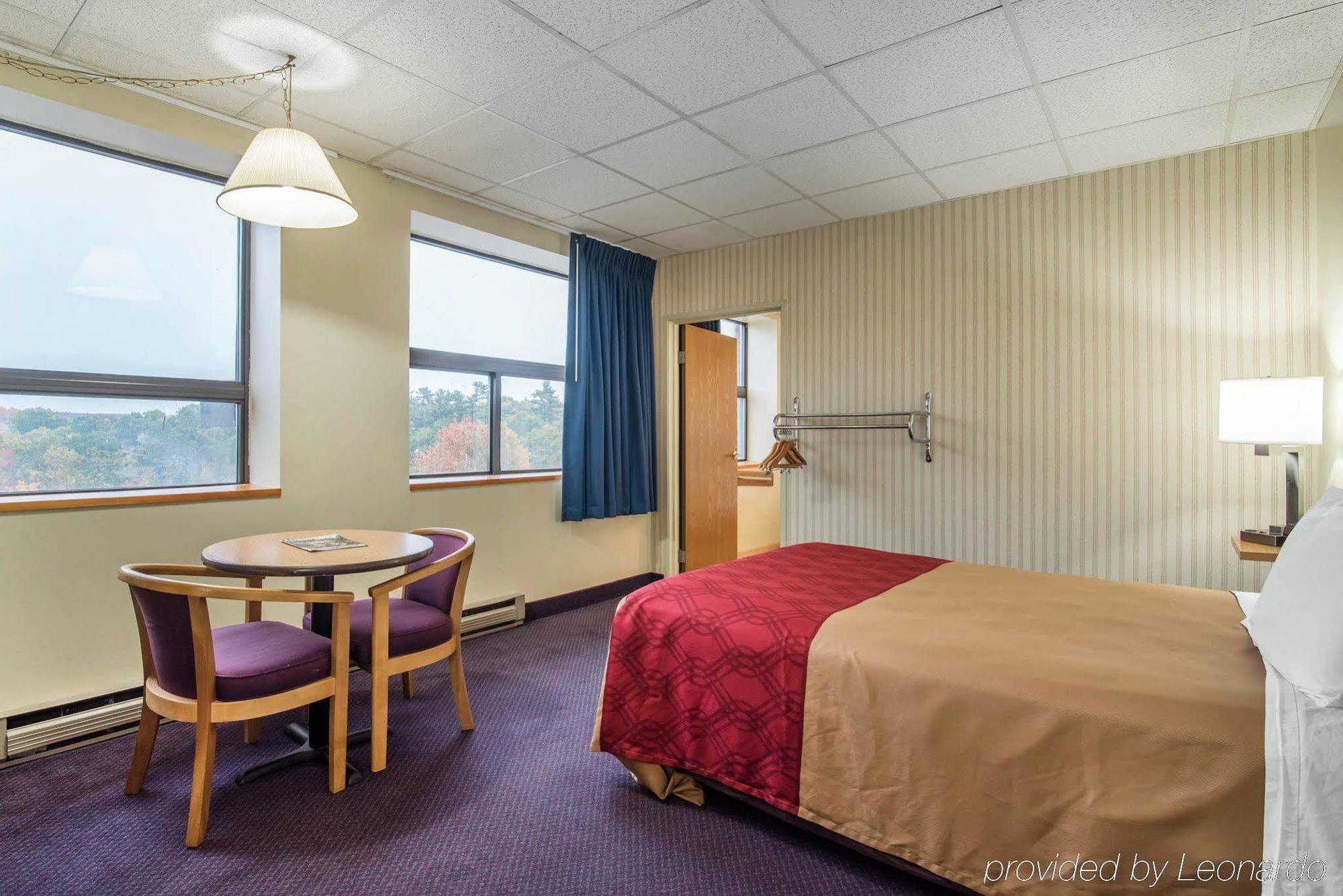 Econo Lodge Манчестер Экстерьер фото